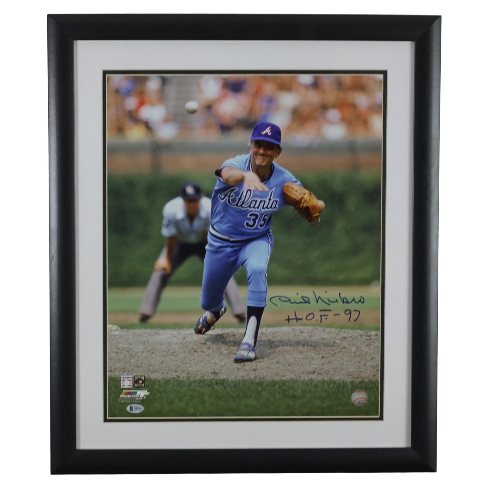 Phil Niekro Autographed 16 x 20 Photograph